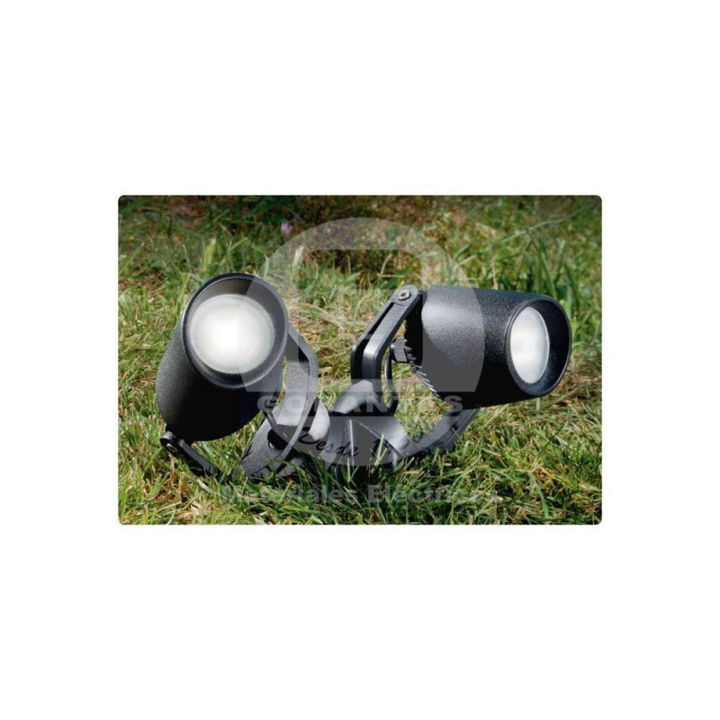 Estacas (2) Negra Vidrio Opaco C/2 Amp. LED GU-10 3.5W Luz Cálida Fumagalli