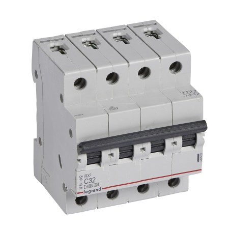 RX3/Disyuntor 4P C32 6000A